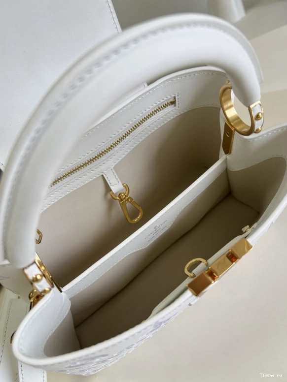 Affordable CAPUCINES VUITTON LOUIS BB 0812